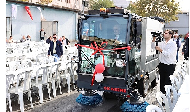 Bayrampaşa ‘yeni teknoloji’ ile temizleniyor