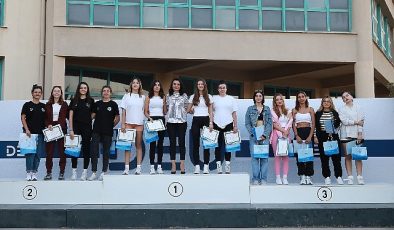 DEÜ’nün Spor Şenliği’nde dereceye girenler ödüllendirildi