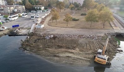 Gölcük Belediyesi Toplumsal Ömür Alanına dönüştüreceği askeri alanı devraldı