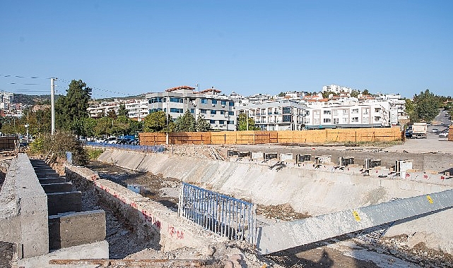 İzmir Büyükşehir Çiğli trafiğini rahatlatacak köprüde sona yanlışsız