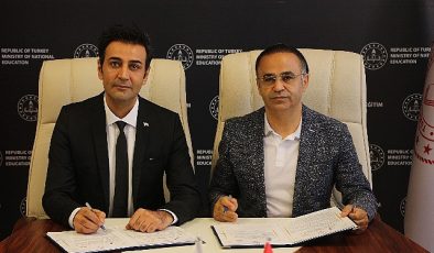 İzmir Vilayet Ulusal Eğitim Müdürlüğü ile Kızılay Ortasında Protokol İmzalandı