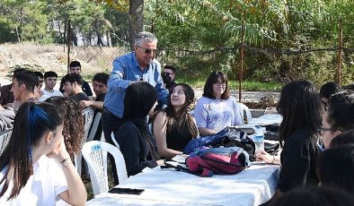 Lider Topaloğlu Öğrencilerin Konuğu Oldu