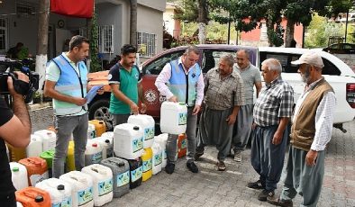 Yenişehir Belediyesi organik solucan gübresi dağıtımını sürdürüyor