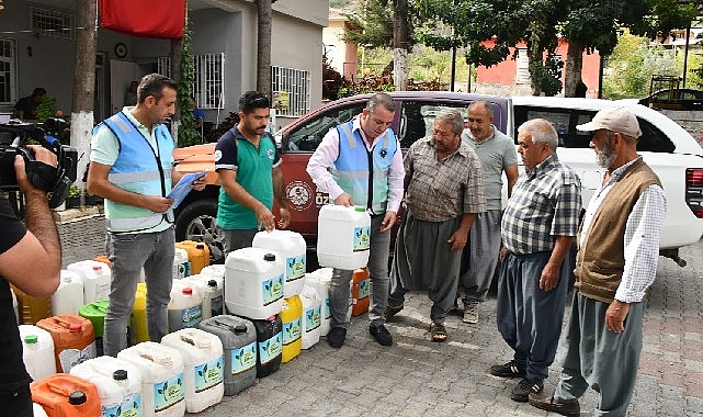 Yenişehir Belediyesi organik solucan gübresi dağıtımını sürdürüyor