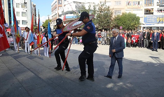 29 Ekim Çelenk Merasimi yapıldı