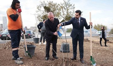 Bademlidere cumhuriyet parkı’na büyükelçilerin ilgisi