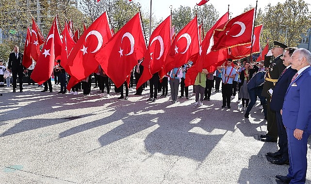 Bayrampaşa’da 100 yıl coşkusu