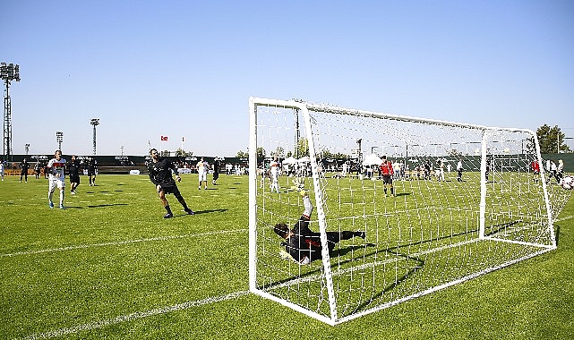 Futbolun efsaneleri Antalya’da buluşuyor