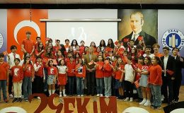 Okan koleji öğrencileri cumhuriyet’in 100.yılı coşkusunu Soner Arıca ile yaşadı